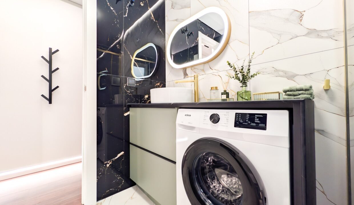 d8fa254dd321a754b869d3116e2795e93f7187e5