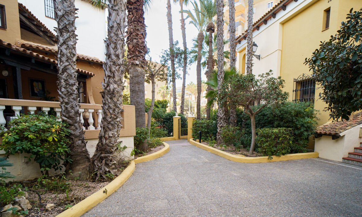 eYbZ1P3Yxob__1717768734-fullHD