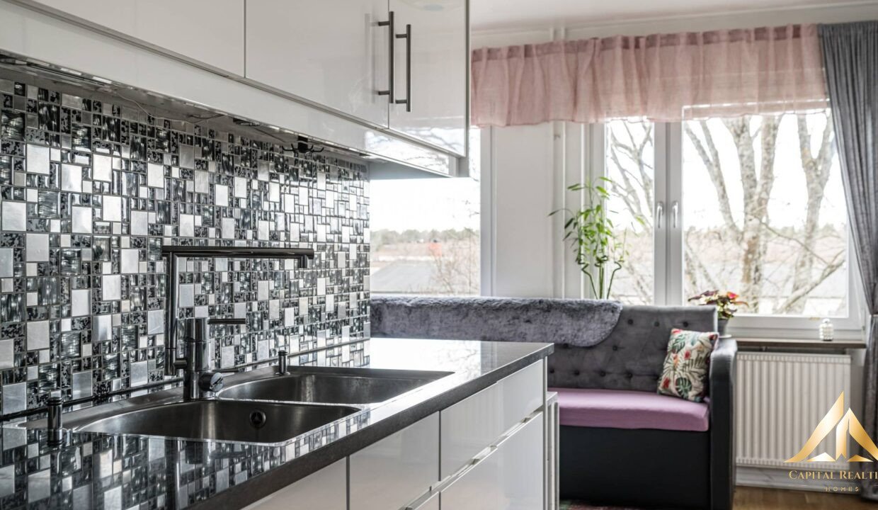 f5d8fcdac6bc2c6c86c0144b8d5dc8a1