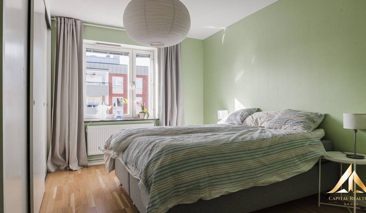 f6ddaa115f8169061e2484cc6d5c06b5