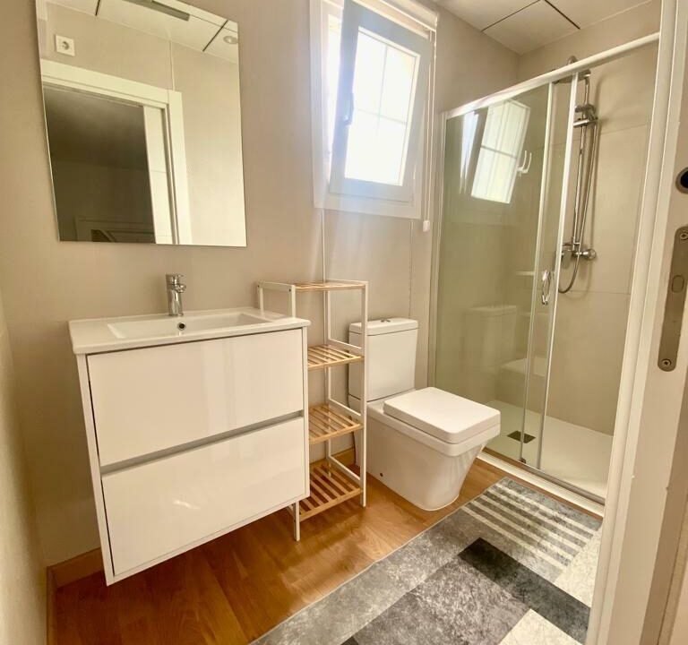 fI9d0ywTRs1d_1697399827-fullHD