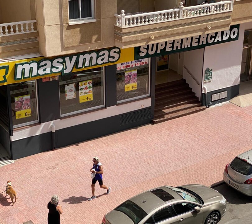 gJ7d74_4L8IZ_1746799453-fullHD