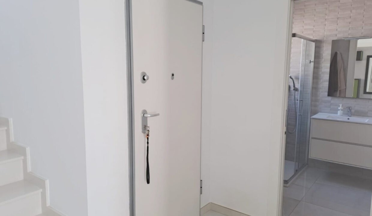 gPuVAq9Hu5CV_1748603690-fullHD