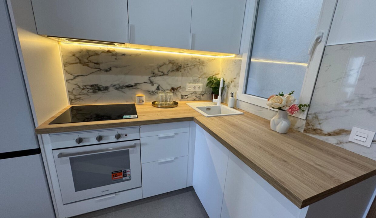 hyDwf0KHt-QP_1734017975-fullHD