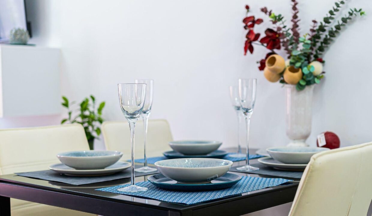 jz4h_cd3uBKQ_1698942863-fullHD