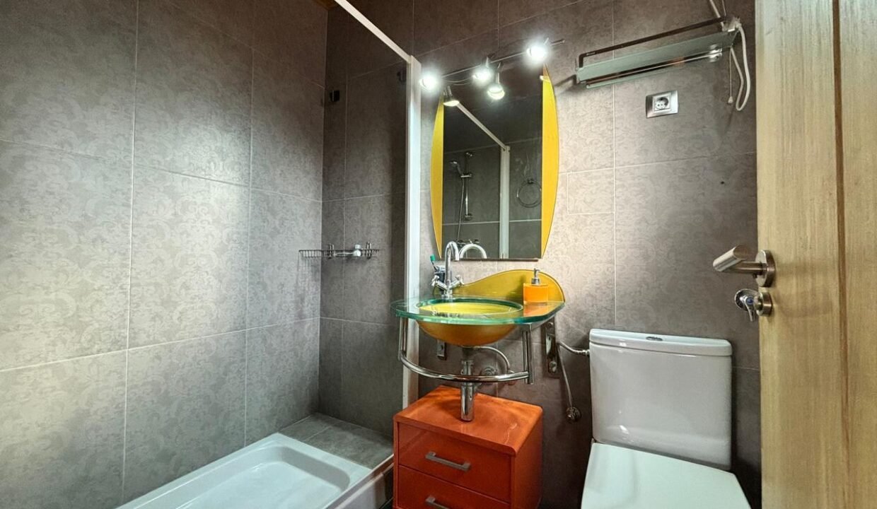 _mGbqFQglyN9_1736437874-fullHD