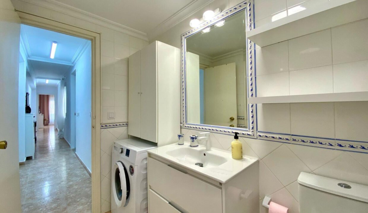 mMCRL8yPPuDs_1746799362-fullHD