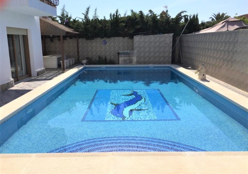 pdWO4gQ9tx8y_1596727241-fullHD