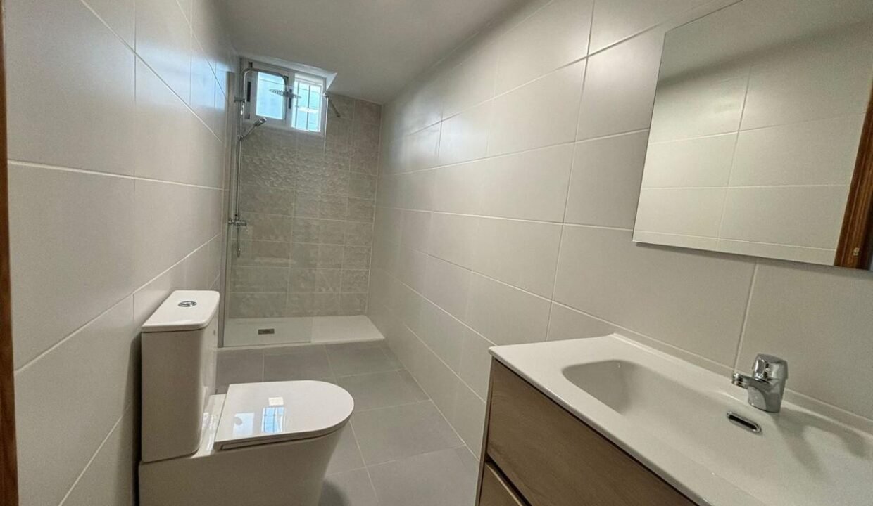 qKU_kC4cpaib_1736437845-fullHD