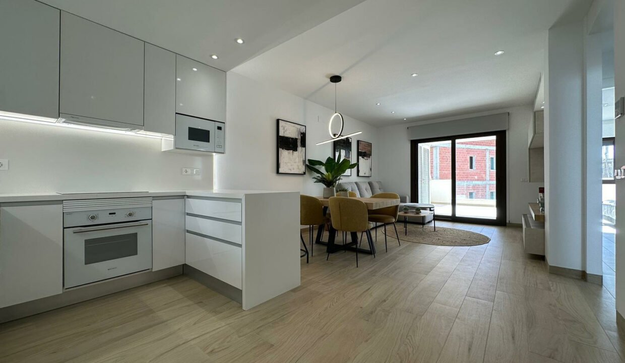 rfgdoHL-XVr7_1701764126-fullHD