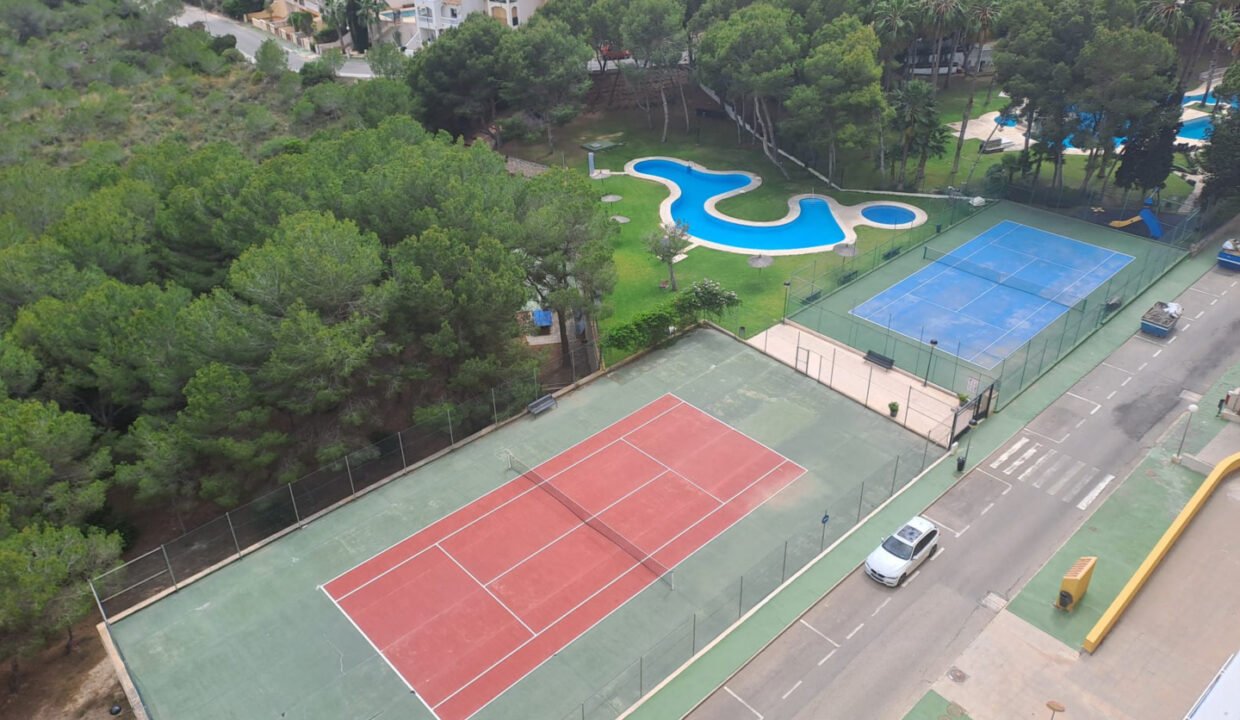 rms9JyUMcw40_1746702812-fullHD