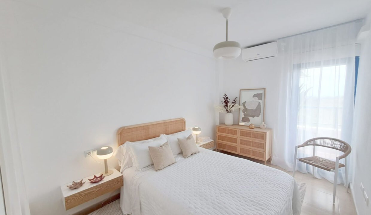 _srJH7WCx4iu_1746702799-fullHD