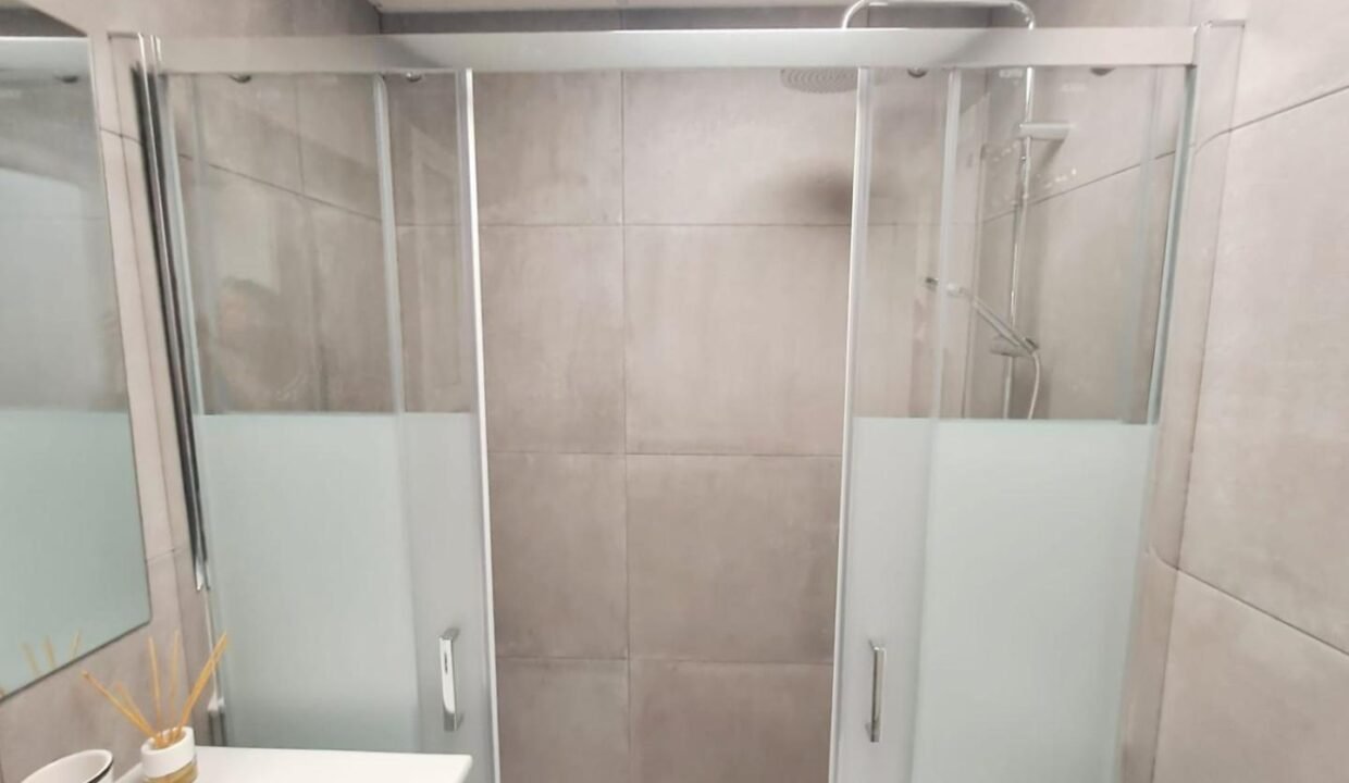 t1xu8Ju7-Ael_1730998315-fullHD