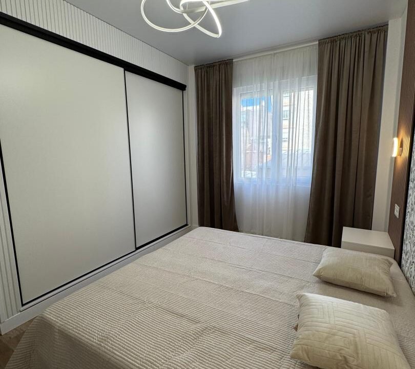 tEnQD_lrdBmC_1733759303-fullHD