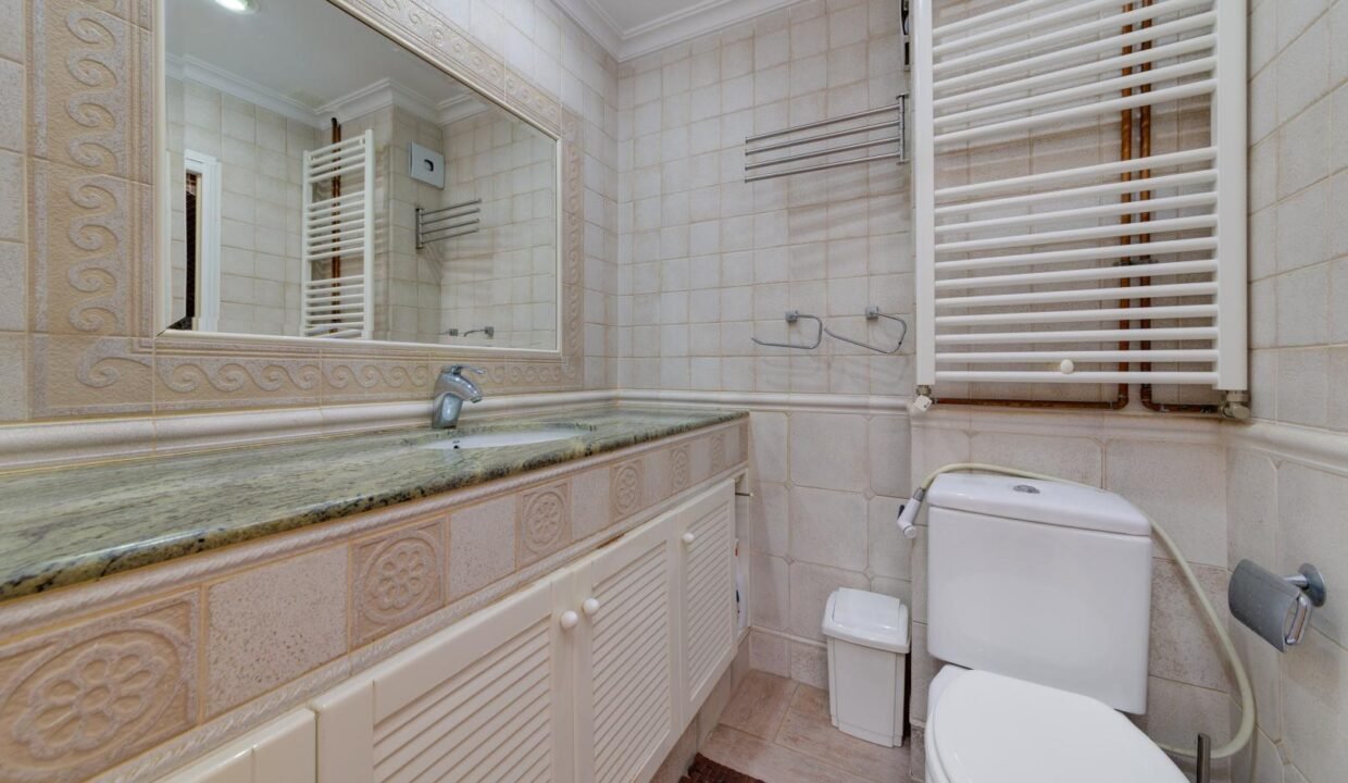 tNX7y4aG0TLW_1729769081-fullHD