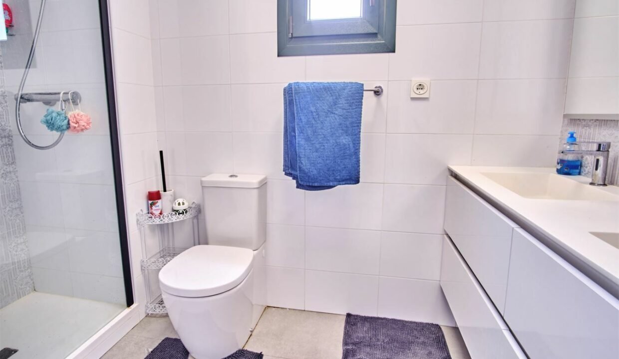 _tmCko32X56i_1649928304-fullHD