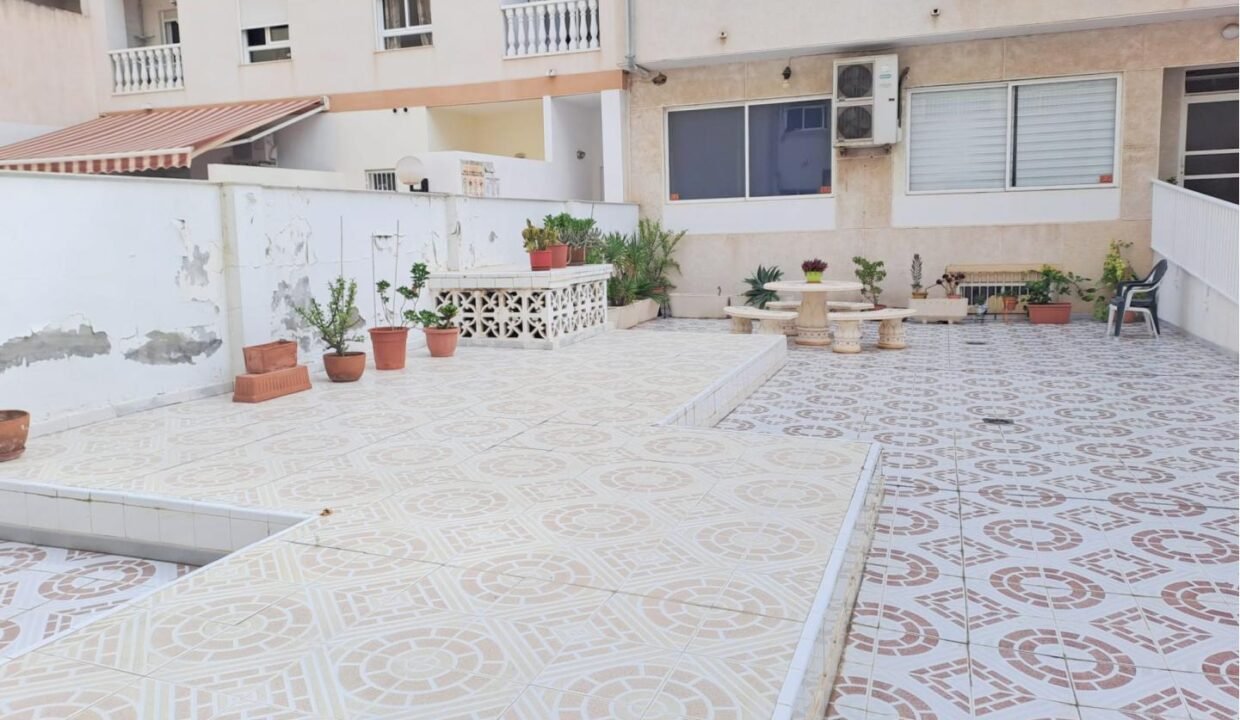 uQFwFdgwBp4Q_1728921253-fullHD