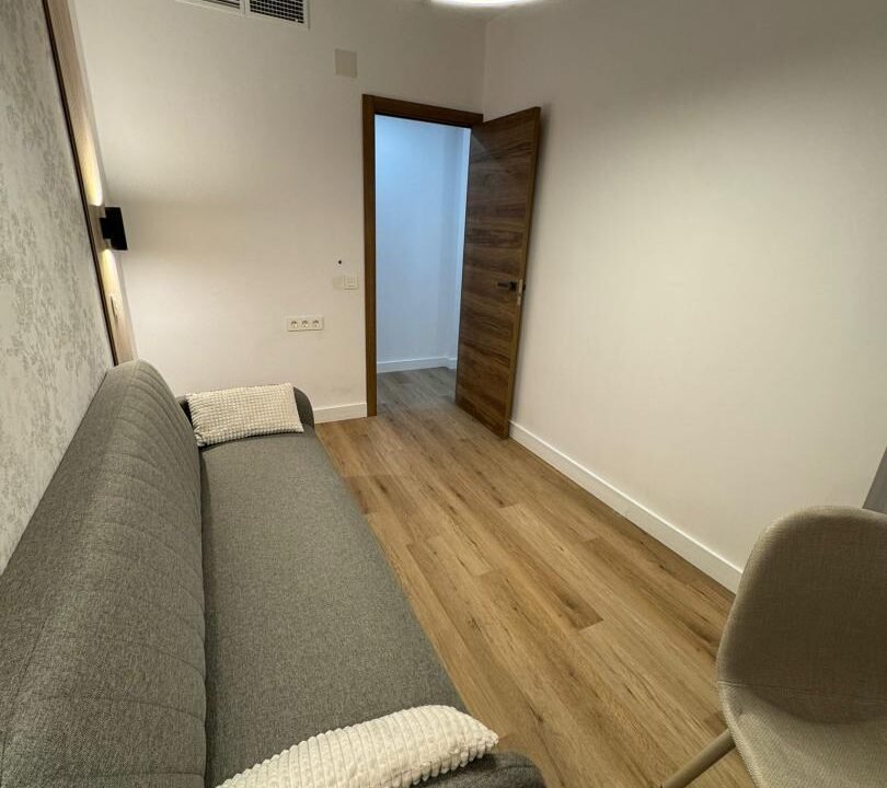 ui1lmvzXFDsU_1733759292-fullHD