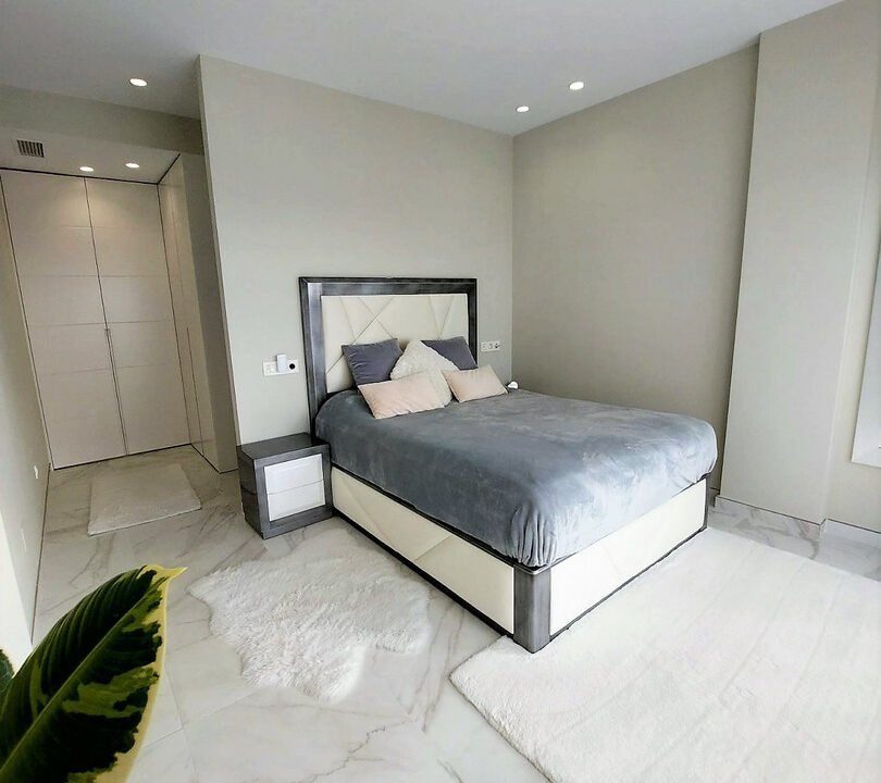 vMokrg4I51qq_1674740522-fullHD