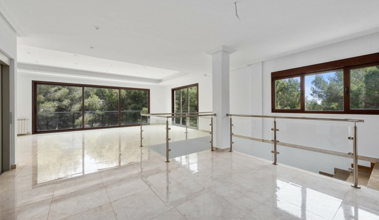 vY4rtv3cJCX3_1710493266-fullHD