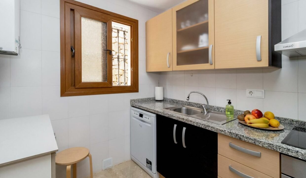 vqaDooMraE-O_1709034075-fullHD