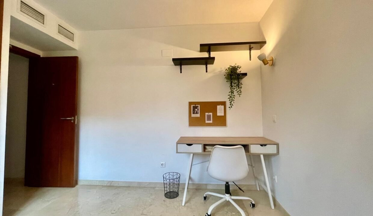 w0fujMv_95Rm_1732793439-fullHD