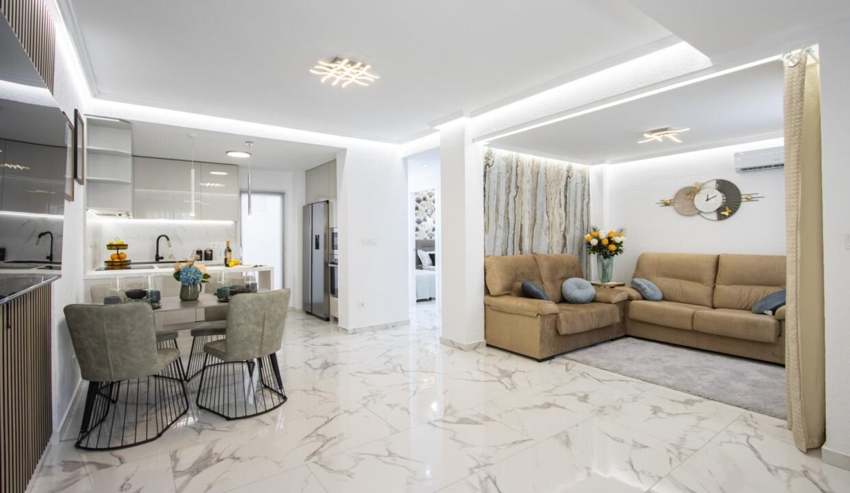 wHOWIU6aEHJ-_1727705361-fullHD