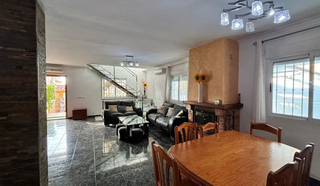 wk1BMEsz8lrh_1736437940-fullHD