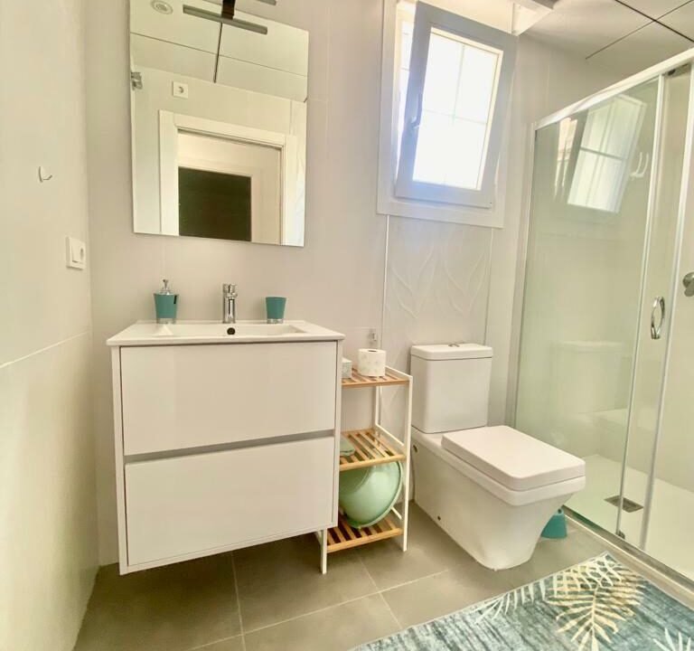 xdXbdPCuZNIZ_1697399826-fullHD