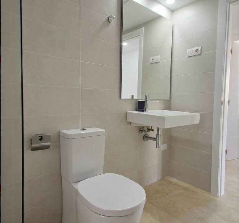 xntzq8jo4G7N_1698142987-fullHD