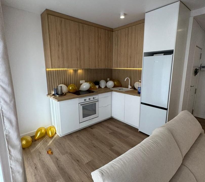 yCJiMWLdHPKs_1733758778-fullHD