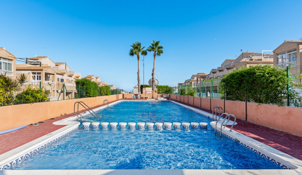 zdrP45ubuJPY_1736944374-fullHD