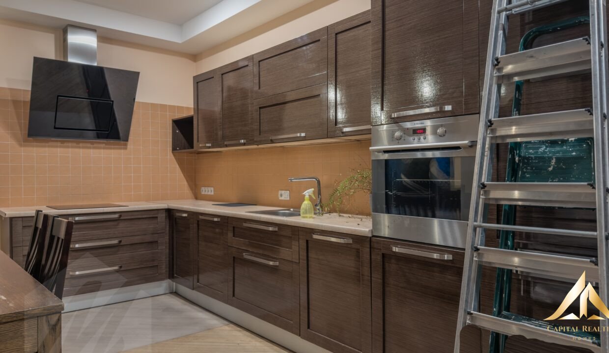 4f2b013b-fc63-4020-9355-179c1258c405-4