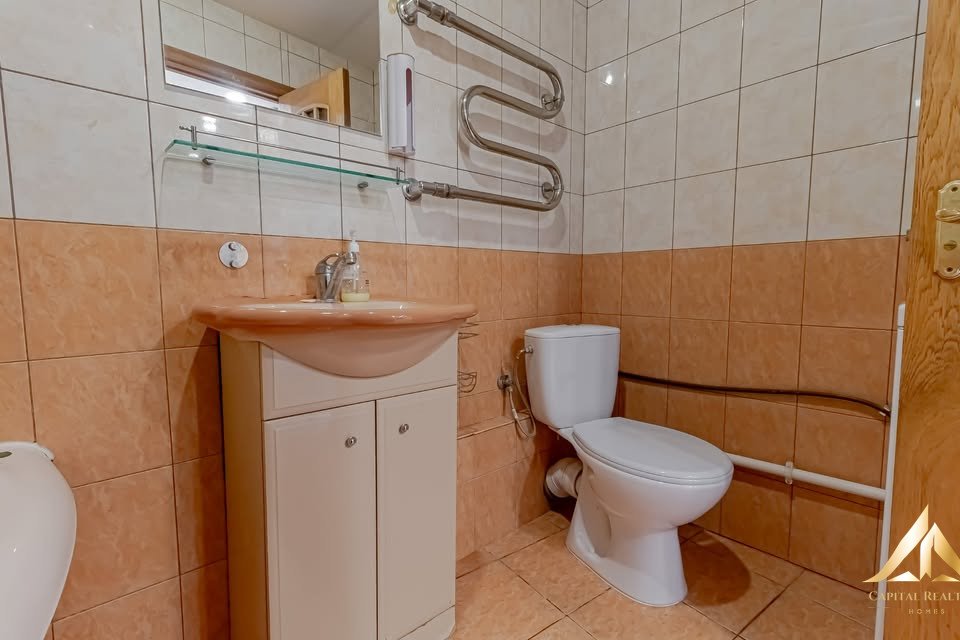 642650447_1234093345036593_7456443950382199510_n