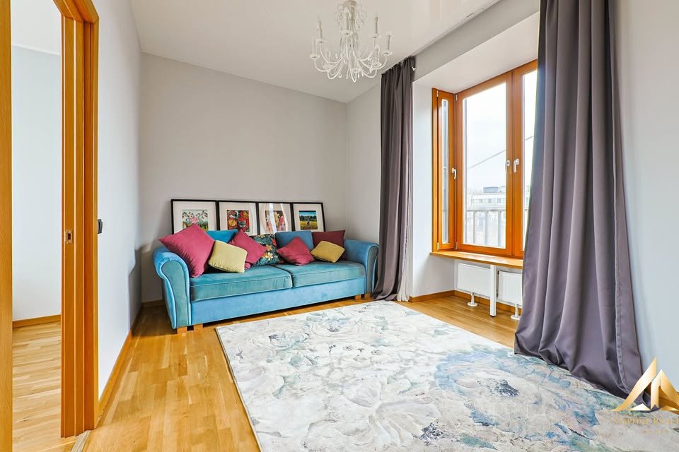 664703144_1880646583338809_7041093547481934319_n